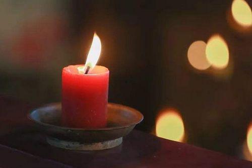 梦见死去亲人的照片,缅怀与思念的交织